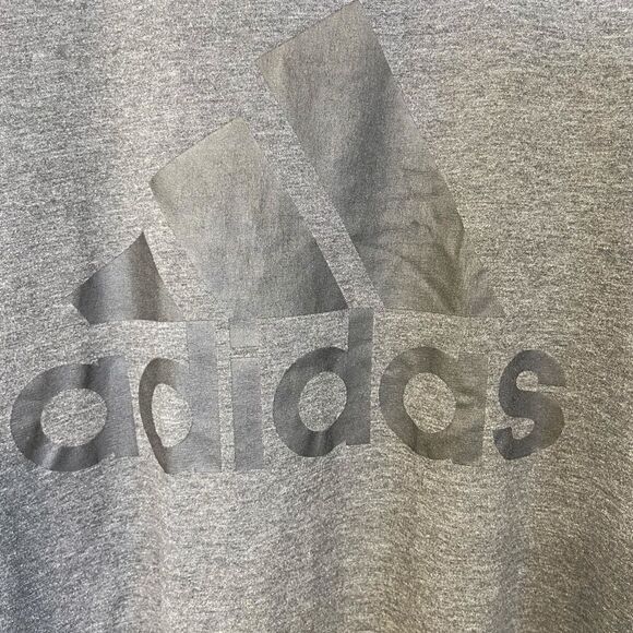 Adidas Amplifier Men's Gray and Black Tee Size XL - Picture 3 of 3